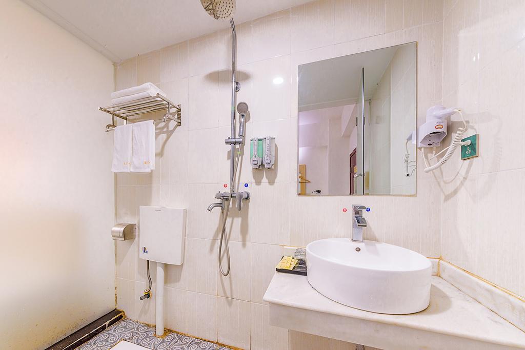 Guangzhou Airport Voyage Service Apartment Baiyun Airport Екстериор снимка